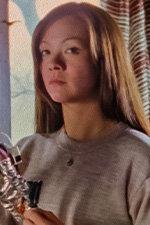 リンダ,エミ・チェン