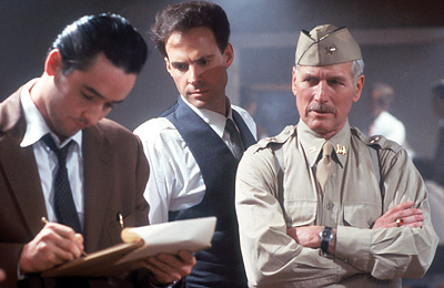 シャドー・メーカーズ場面写真