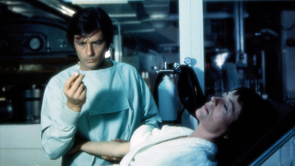 ショック療法場面写真