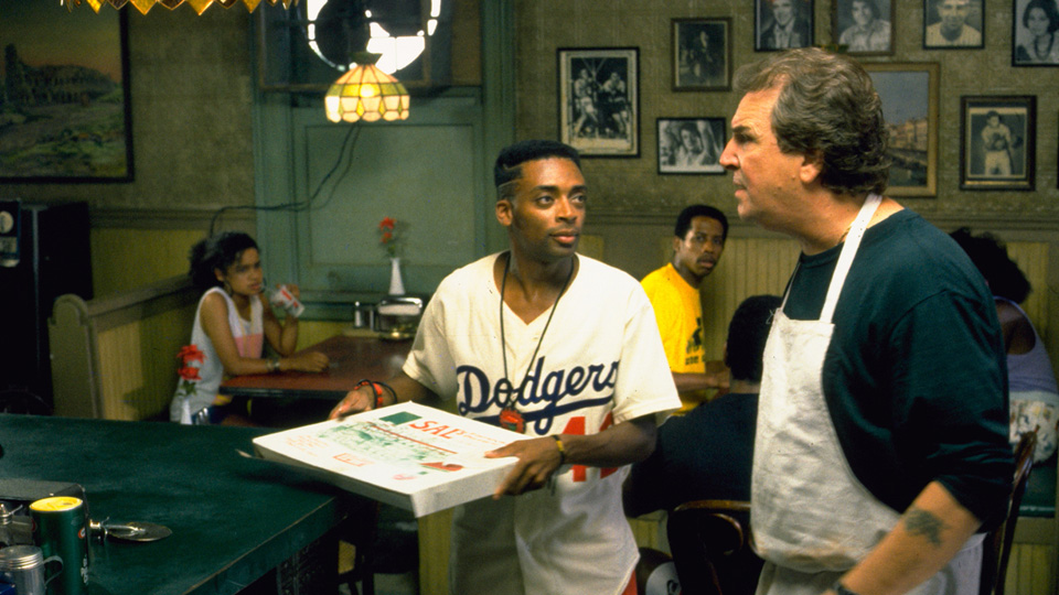 ドゥ・ザ・ライト・シング場面写真