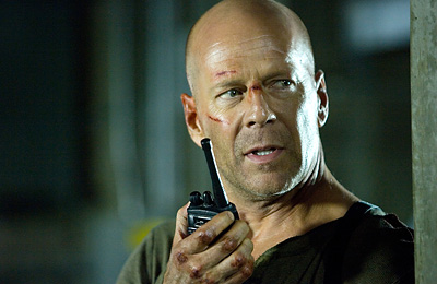 ダイ・ハード４．０［二］場面写真