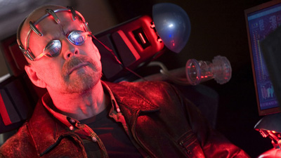 サロゲート［吹］場面写真