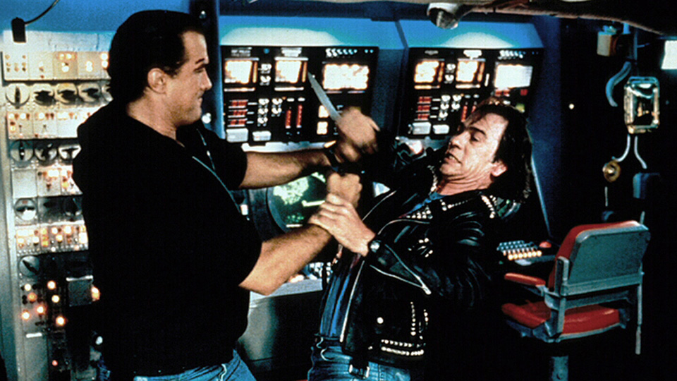 沈黙の戦艦［吹］場面写真