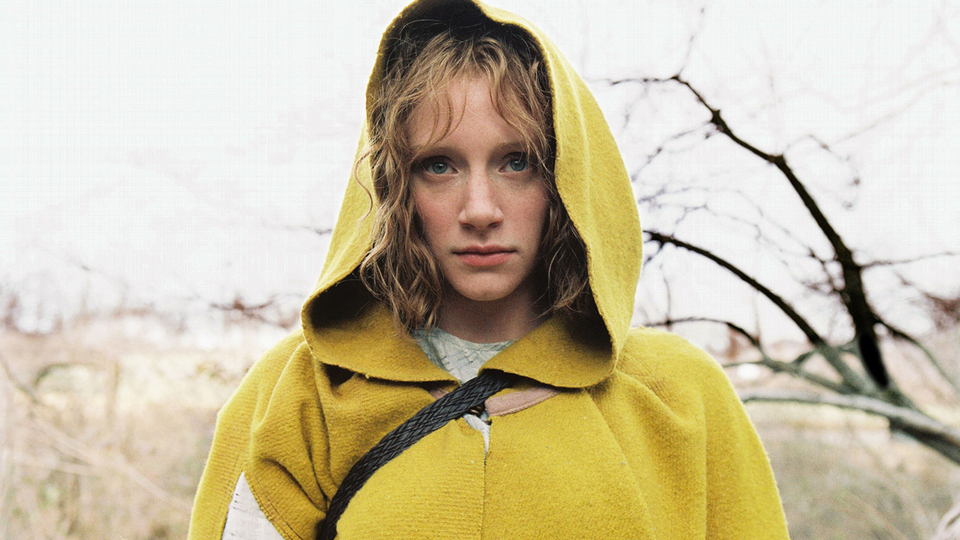 ヴィレッジ（２００４）［吹］場面写真