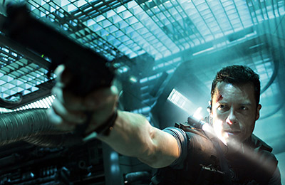 ロックアウト（２０１２）場面写真