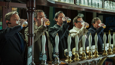 ワールズ・エンド　酔っぱらいが世界を救う！［吹］場面写真