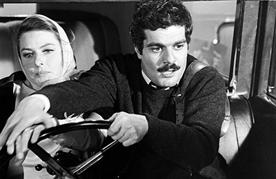 黄色いロールス・ロイス場面写真