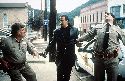 沈黙の断崖［吹］場面写真