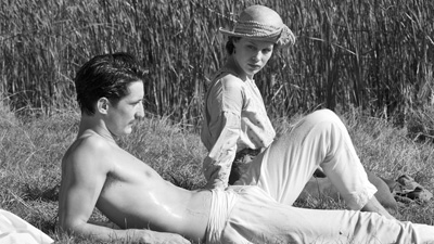 婚約者の友人場面写真