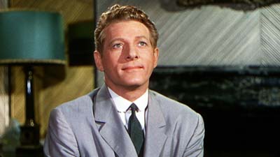 虹を掴む男場面写真