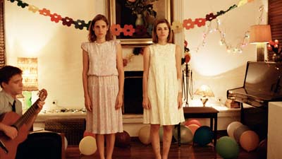 籠の中の乙女［Ｒ１５＋指定版］場面写真