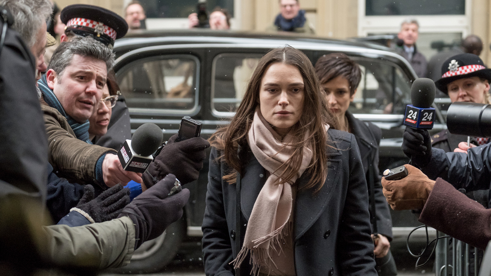 オフィシャル・シークレット場面写真