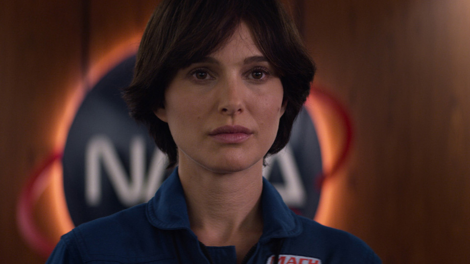 ルーシー・イン・ザ・スカイ場面写真