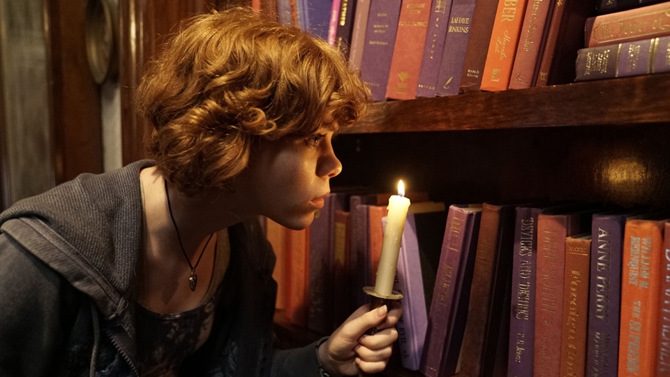 ナンシー・ドリューと秘密の階段［吹］場面写真