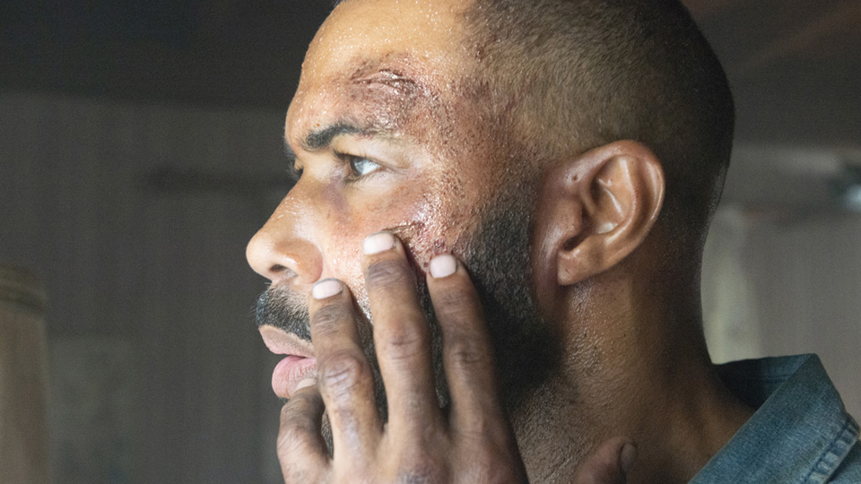 スペル（２０２０）［吹］場面写真