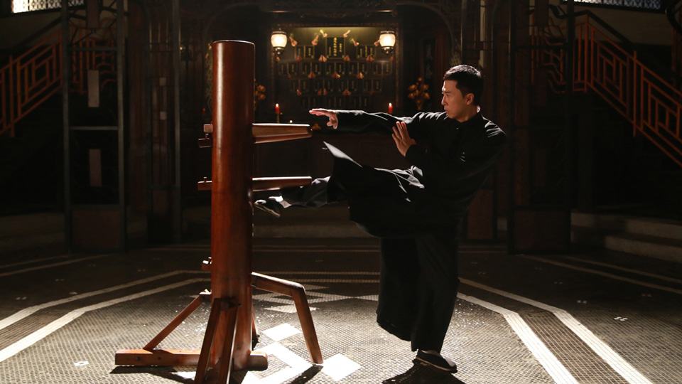 イップ・マン　継承［吹］場面写真