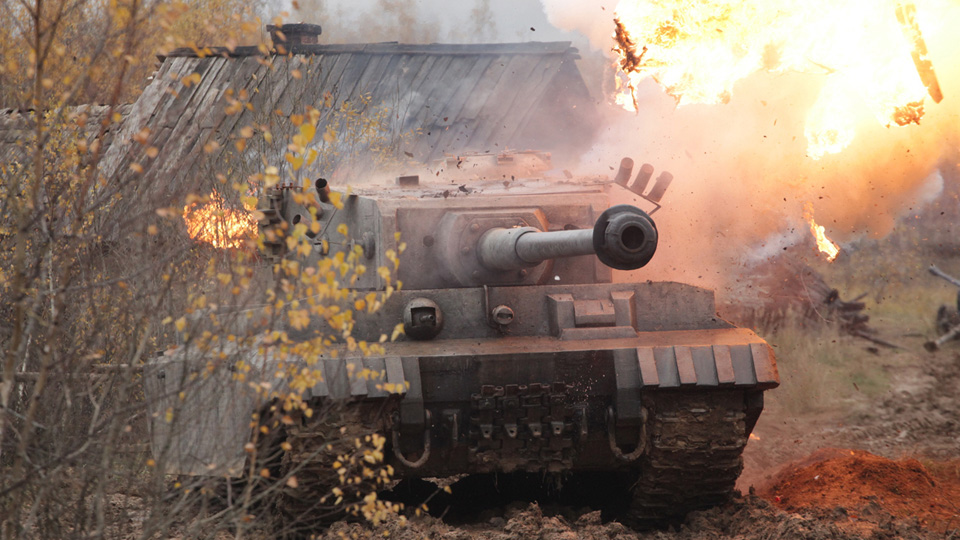 ホワイトタイガー　ナチス極秘戦車・宿命の砲火［吹］場面写真