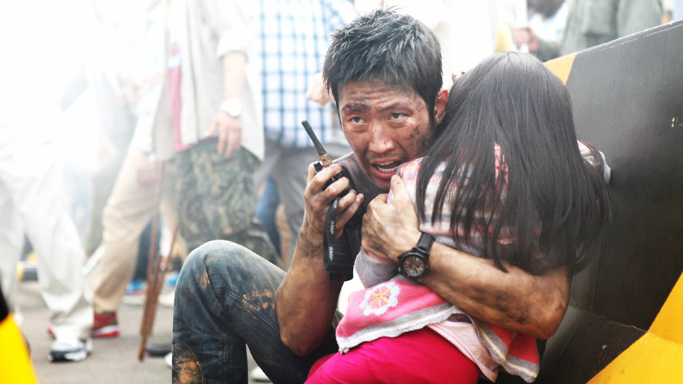 ＦＬＵ　運命の３６時間［吹］場面写真