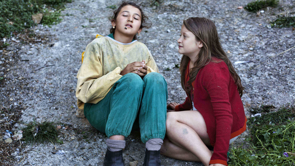 夏をゆく人々場面写真