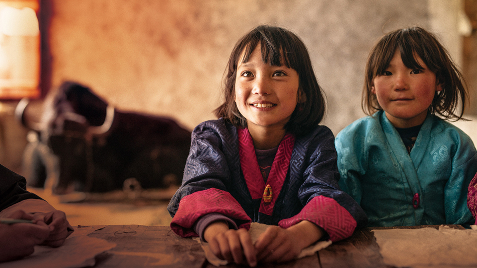 ブータン 山の教室場面写真