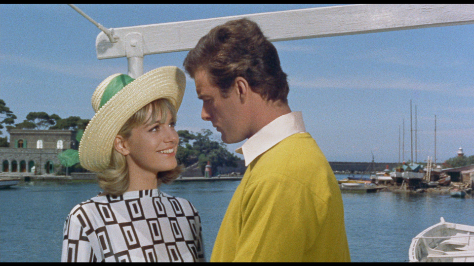 太陽の下の１８才場面写真