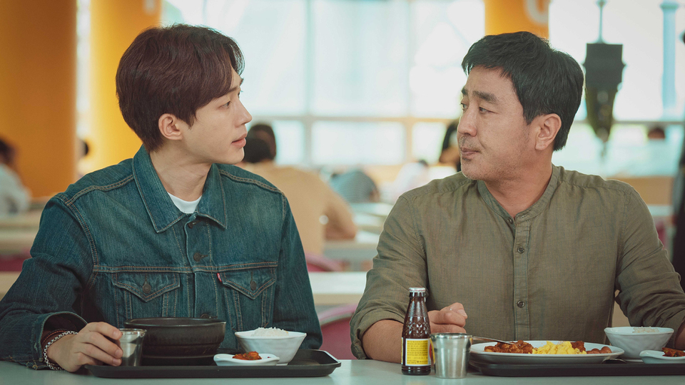 ジャンルだけロマンス場面写真