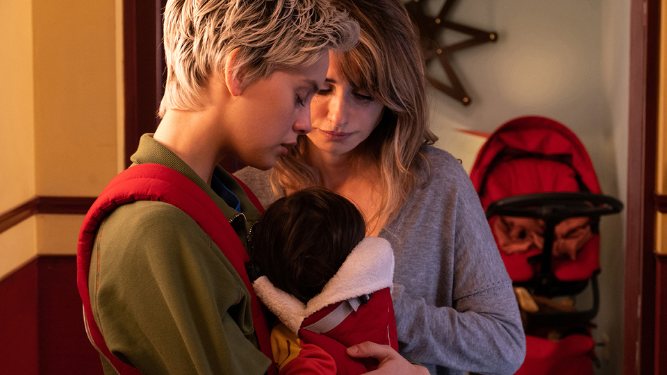 パラレル・マザーズ場面写真