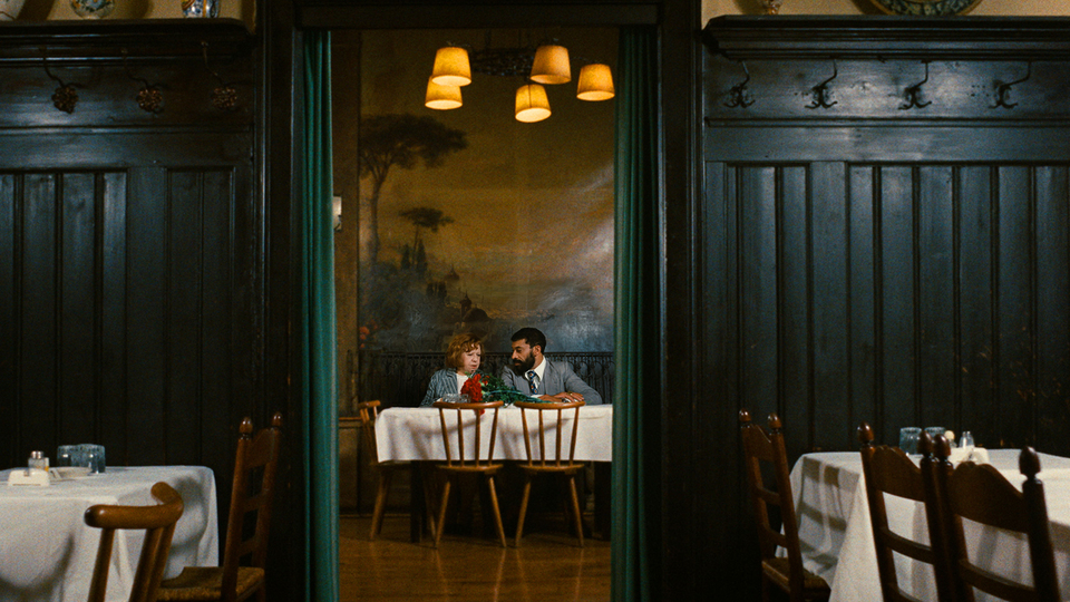 不安は魂を食いつくす場面写真