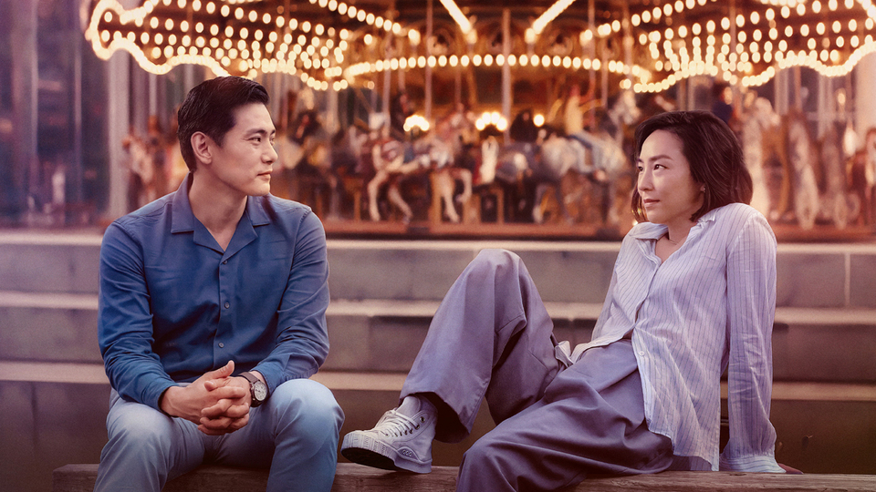 パスト ライブス/再会場面写真