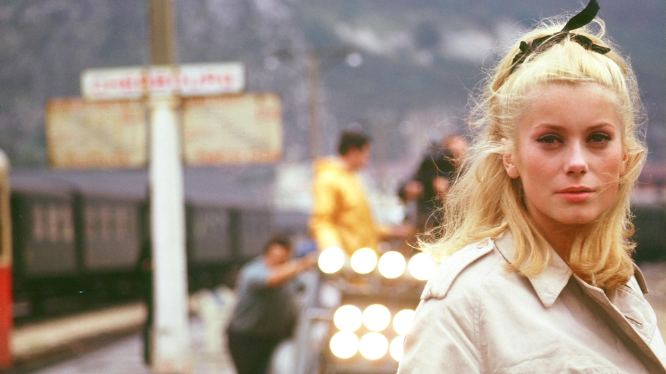 舘ひろし シネマラウンジ 第3回『シェルブールの雨傘』場面写真