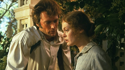 白い肌の異常な夜場面写真