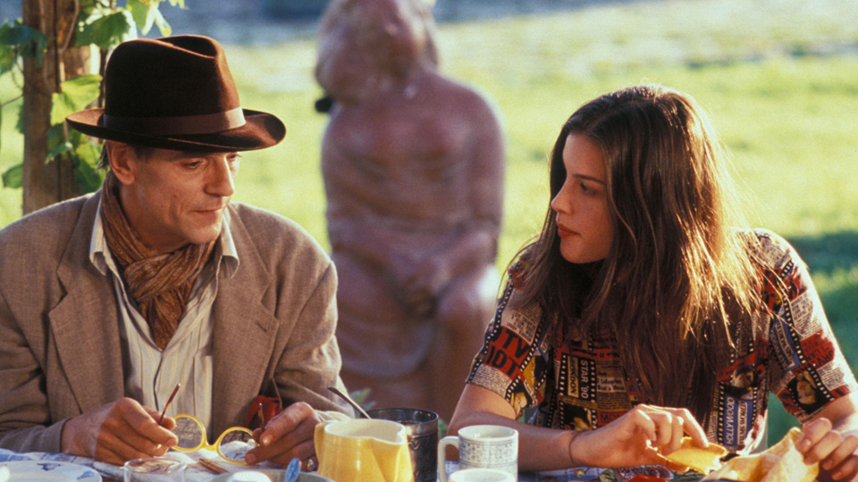 魅せられて場面写真