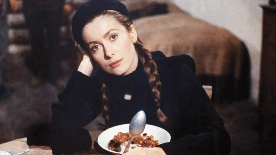 哀しみのトリスターナ場面写真