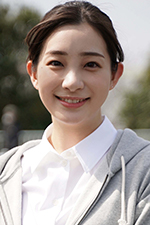 中谷宏実,足立梨花