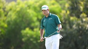 松山英樹、ボギーなしの11バーディで「62」　開幕戦でツアー11勝目に王手